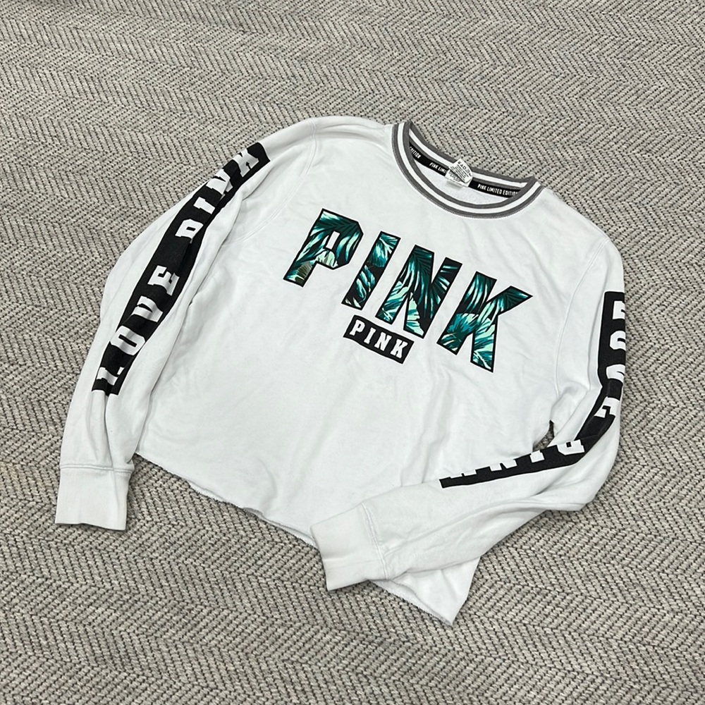 Pink Victoria’s Secret sweatshirt limited edition